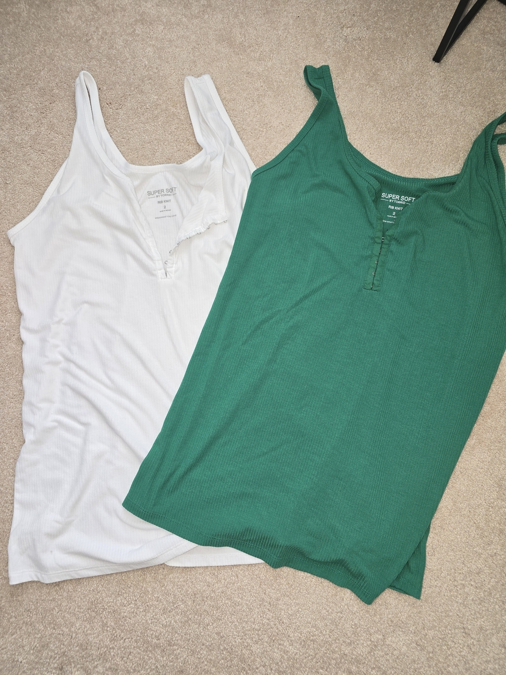 torrid Ribbed Henley Tank Tops in Green & White